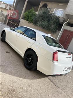 کرایسلەر 300